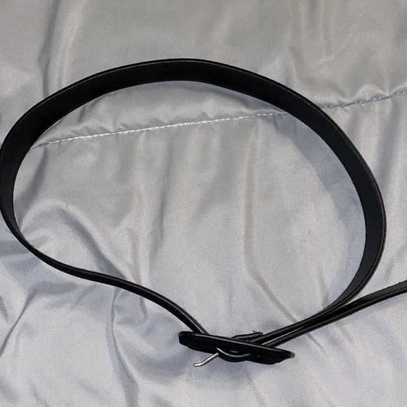 🛍️5 for $20🛍️ NWOT Black Belt - Picture 3 of 3